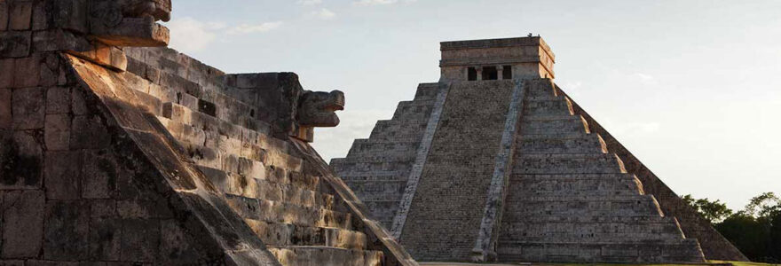 site archéologique maya pendant une excursion Chichen Itza